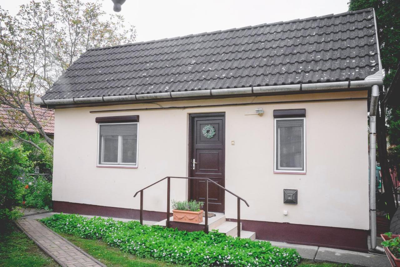 Kertvarosi Kucko Debrecenben! Exteriör bild